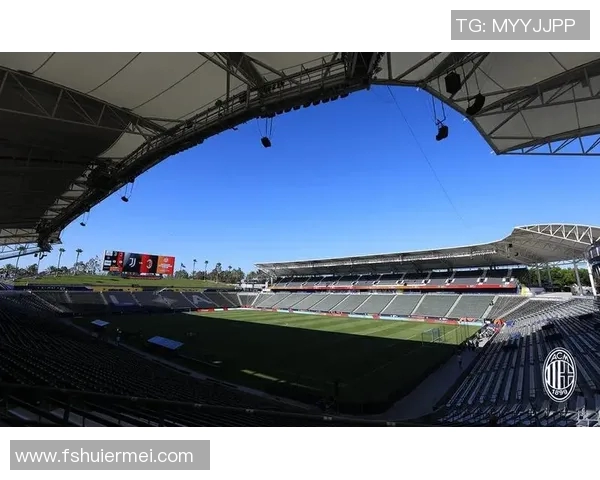 尤文图斯凭梅罗组合风光击败AC米兰5比2，谱写经典胜利